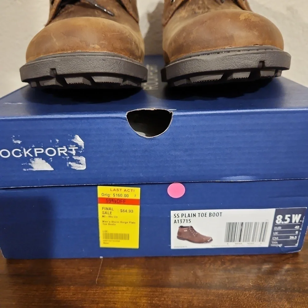 Rockport Storm Surge Plain Toe Boots Size 8.5 Wide